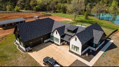 Luxury estate on 6 acres in Lindale ISD, thoughtfully designed - photo 39