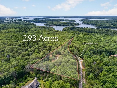Perched at the top of the hill, this exceptional homesite offers - photo 8
