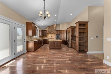 Fully custom-built home in the desirable Jefferson Greens - photo 14