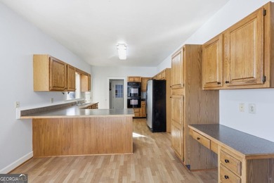 Spacious 3,000+ sqft home priced well below comparable - photo 15