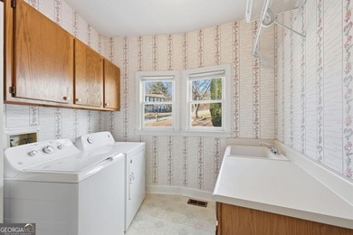 Spacious 3,000+ sqft home priced well below comparable - photo 18