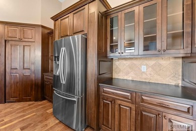 Fully custom-built home in the desirable Jefferson Greens - photo 21