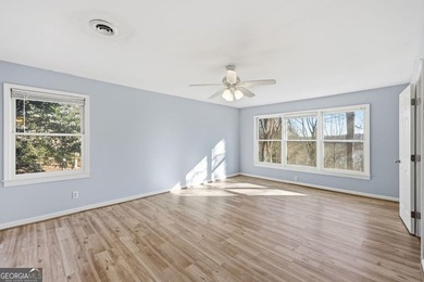 Spacious 3,000+ sqft home priced well below comparable - photo 25