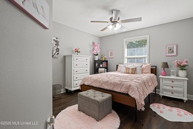 Welcome to this ALL BRICK, 4 bedroom, 2 bath beauty in the - photo 27