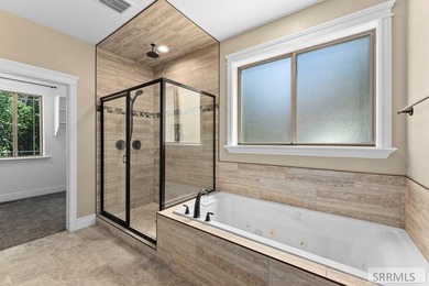 Fully custom-built home in the desirable Jefferson Greens - photo 33