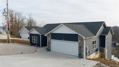 Spacious 5-bedroom, 3-bathroom home is ready for its new family! - photo 36