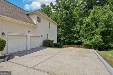 EXQUISITE STUUCO HOME in the prestigious MORNINGVIEW community - photo 3