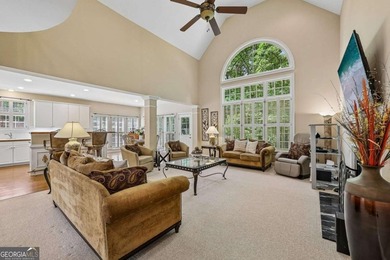 EXQUISITE STUUCO HOME in the prestigious MORNINGVIEW community - photo 10