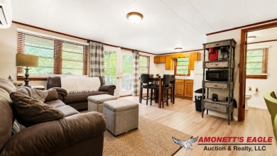 Cabin #8 - 2 Bedroom, 1 Bathroom, 440 sqft. - photo 5