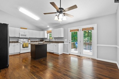 Enjoy Lake Murray living without the lakefront price! This - photo 12