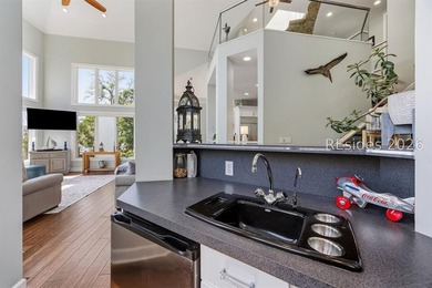 Harbourfront elegance in Windmill Harbour. Positioned on two - photo 14