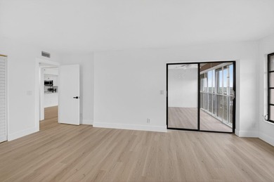 Discover the pinnacle of comfort and sophistication in this - photo 15