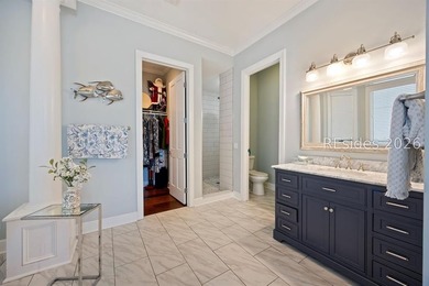 Harbourfront elegance in Windmill Harbour. Positioned on two - photo 29