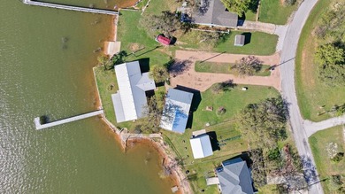 Stunning Lake Buchanan Waterfront Haven. Wide open views of Lake - photo 32