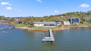 Stunning Lake Buchanan Waterfront Haven. Wide open views of Lake - photo 34