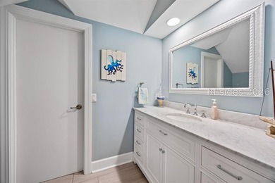 Harbourfront elegance in Windmill Harbour. Positioned on two - photo 39