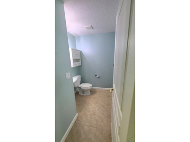 Updated Beautiful Family Home in the Heart of Tradition. End - photo 12