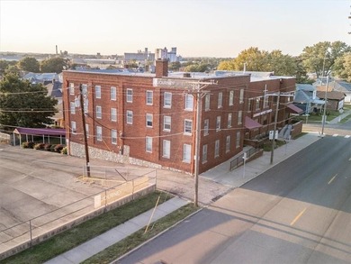 This 25,000+ SF building located on a main arterial in South St - photo 4