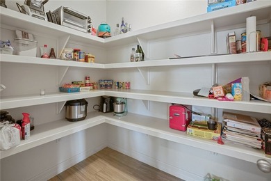 Welcome to 7618 Dove Hollow Drive. This gorgeous 3 bedroom 2 - photo 15