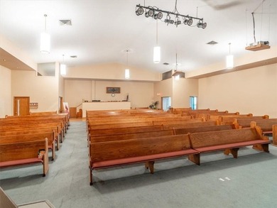 This 25,000+ SF building located on a main arterial in South St - photo 7