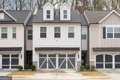 Lake Lanier Townhome/Townhouse For Sale in Flowery Branch Georgia