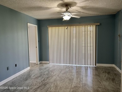 Charming Ground floor 2-bedroom, 2-bath condo light and bright - photo 9