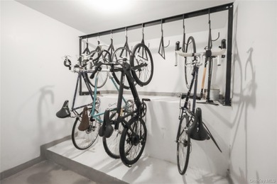 Welcome to unit 3B at 244 Franklin Avenue, set in one of