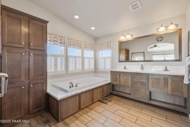 Welcome to your own slice of Arizona paradise! Located in the