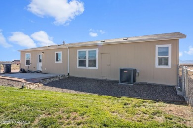 Welcome to your own slice of Arizona paradise! Located in the