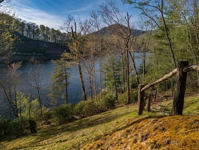 Nestled on a private cove of pristine Bear Creek Lake in the - photo 40