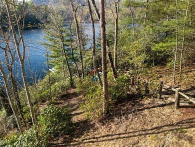 Nestled on a private cove of pristine Bear Creek Lake in the - photo 42