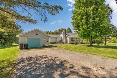 Turn-key, fully furnished, and ready for its next chapter! This - photo 45