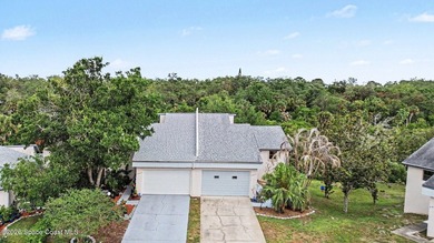 Spacious 3-bedroom, 3-bath townhome offering a multi-level floor - photo 22