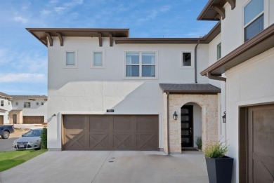 Lake Condo For Sale in Lake Dallas, Texas