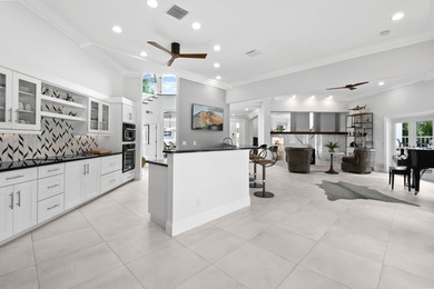 Stunning Renovated CBS Home and Property with a detached Guest - photo 41