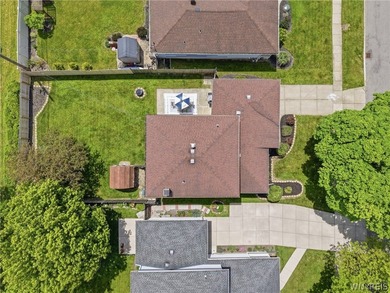 This one is almost a showstopper the moment you pull up. With - photo 47