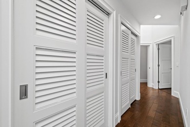 Stunning Renovated CBS Home and Property with a detached Guest - photo 52