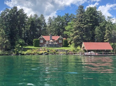 Since the 1940s, passing boaters have enjoyed this picturesque - photo 4