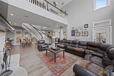 Step into a world of elegance and seclusion with this luxurious - photo 11