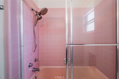 Charming Own-Your-Own Unit in the Heart of Alamitos Beach - photo 13