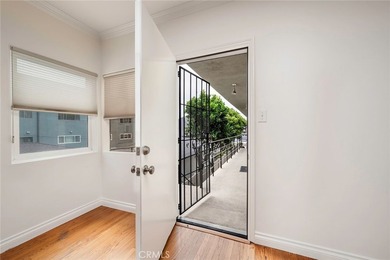 Charming Own-Your-Own Unit in the Heart of Alamitos Beach - photo 16