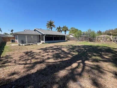 Wonderful home in La Mancha! No HOA! 3 bedrooms, 2 bathrooms, 2 - photo 19