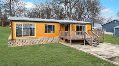 Lake Home Sale Pending in Sunrise Beach, Missouri