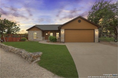 Lake Home For Sale in Canyon Lake, Texas