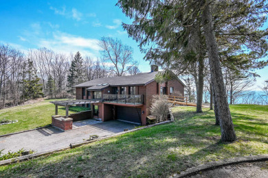 Lake Erie - Niagra Home For Sale in Port Colborne Ontario