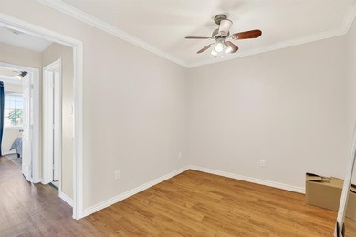North Padre Island 2-bed, 2.5-bath, 1-car garage, two-story - photo 22