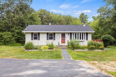 Enjoy easy single level living in this move in ready 2 bedroom - photo 3