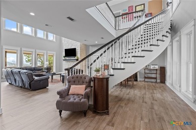 Step into a world of elegance and seclusion with this luxurious - photo 26