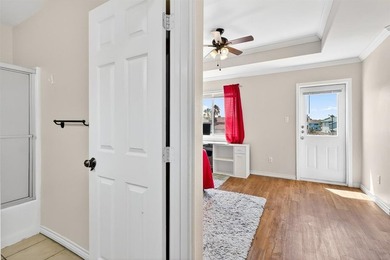 North Padre Island 2-bed, 2.5-bath, 1-car garage, two-story - photo 30
