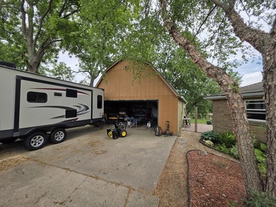 Own a little piece of paradise on the Rock River. This 1400 Sq - photo 5